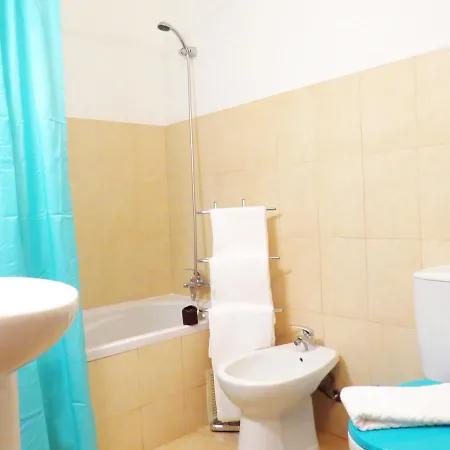 Im On Avenida * Lagos